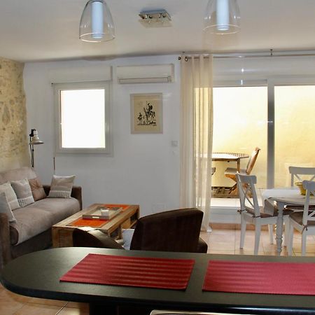 Agreable Maison De Ville Eyragues Luaran gambar