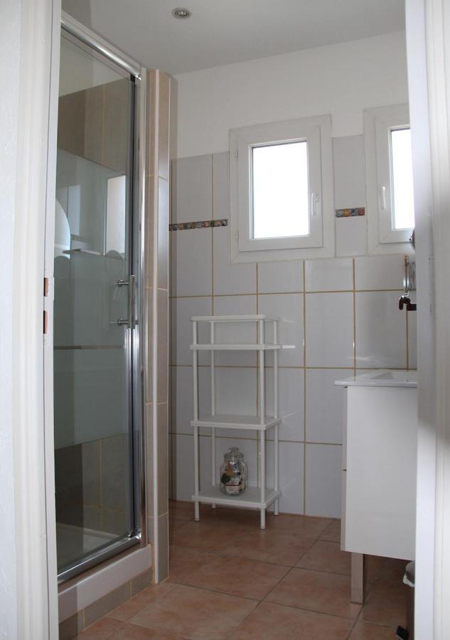 Agreable Maison De Ville Eyragues Luaran gambar